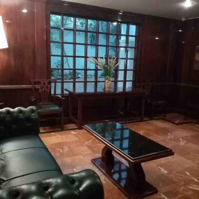 Apartment Empresarial La Carolina Zona Comercial Quito